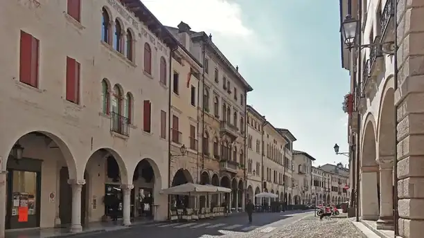 La Contrada Grande di Conegliano, via XX Settembre
