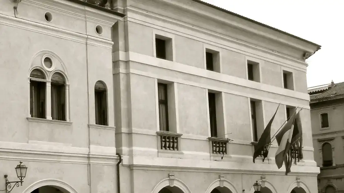 Piazza Cima nel centro storico di Conegliano